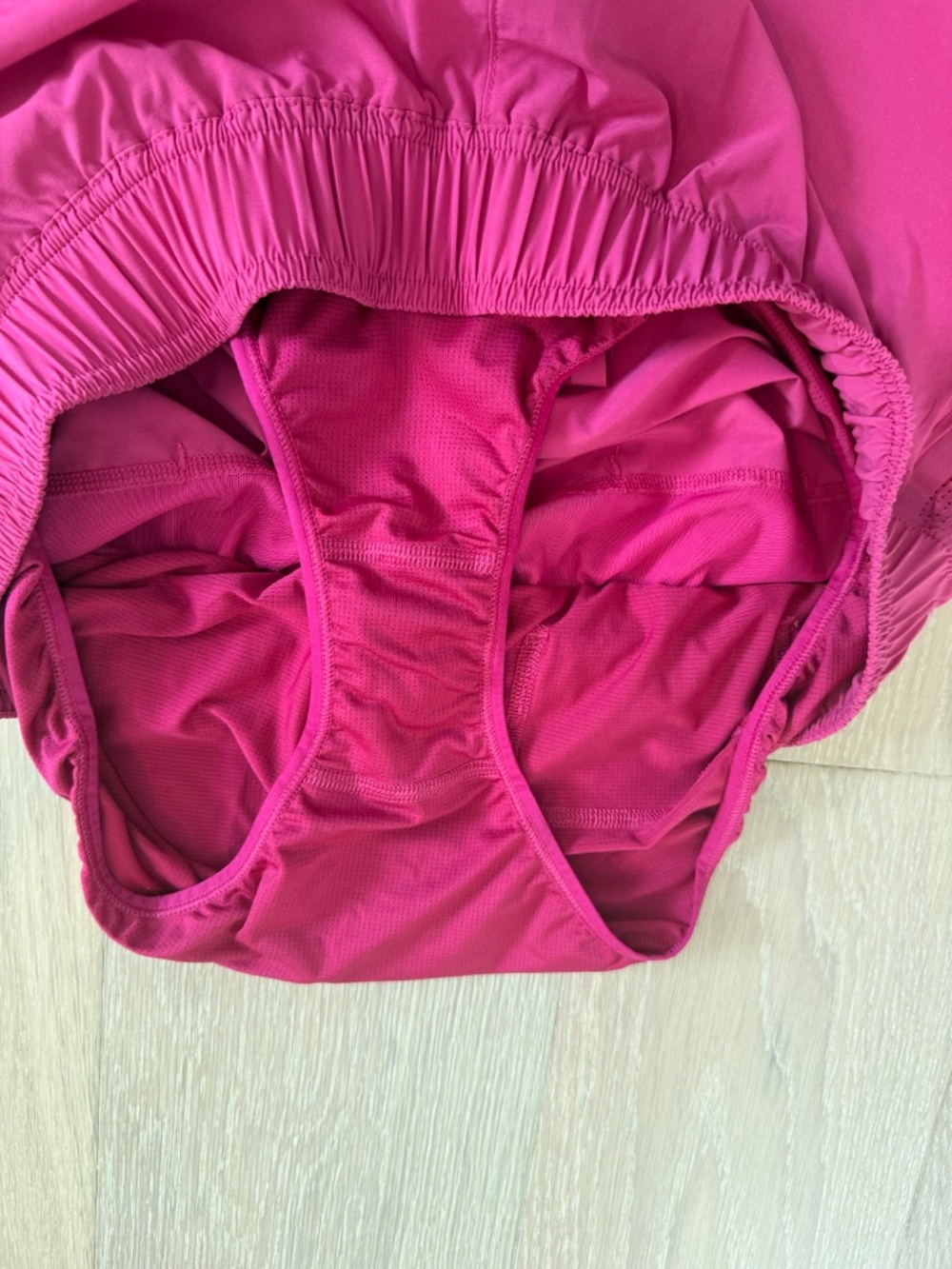 Beyond Yoga Solemate 2.5" Short - Sangria / M - Picture 5 of 5